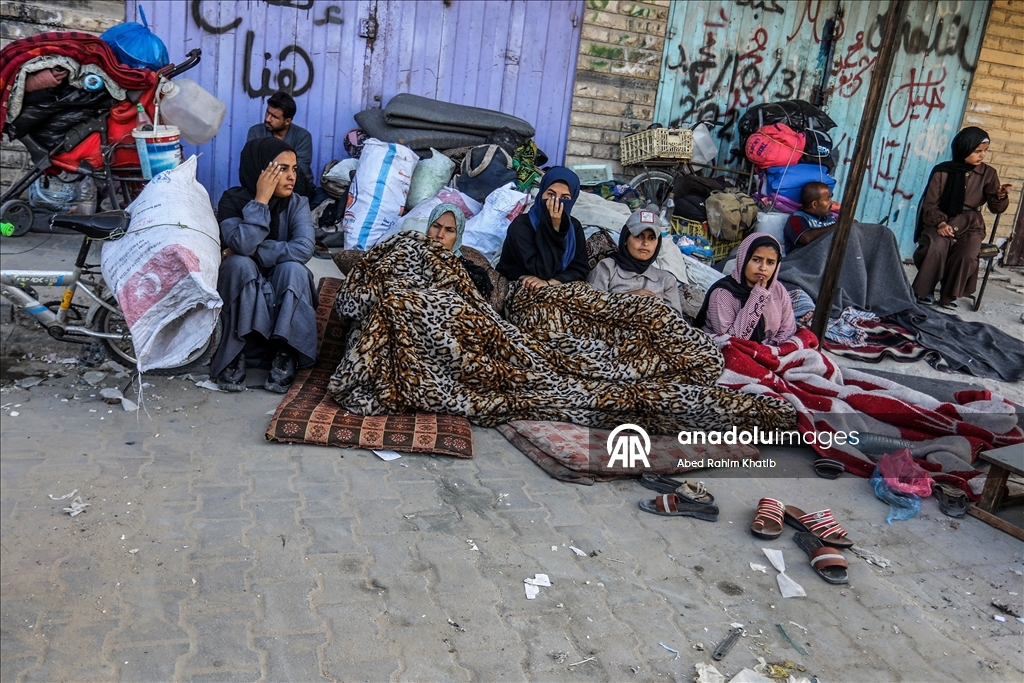 Палестинцы покидают восток Хан-Юнуса из-за угрозы израильской атаки