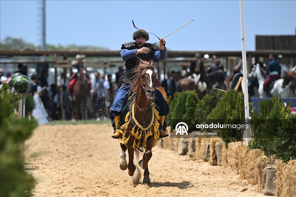 В Стамбуле стартовал VII Фестиваль культуры этноспорта