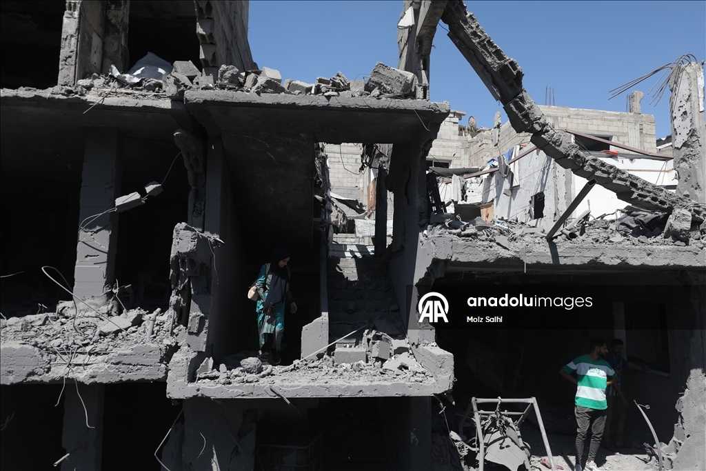 İsrail ordusu, Bureyc Mülteci Kampı'na saldırı düzenledi