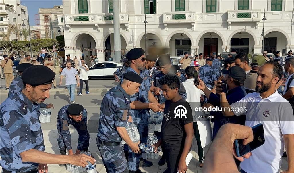 В столице Ливии прошли протесты против правительств Востока и Запада страны