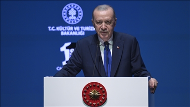 Cumhurbaşkanı Erdoğan, "Bir Şiir Bir Hayat Canım İstanbul" programına katıldı