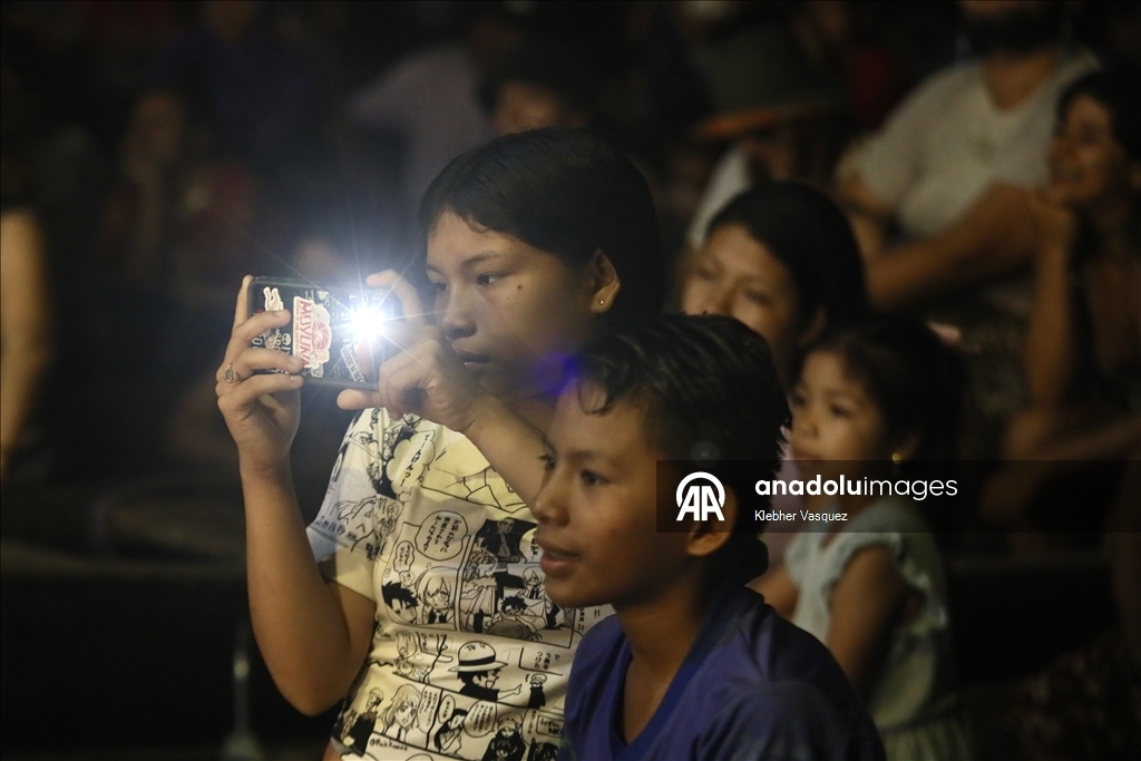  Amazon'un kalbinde yüzen sinema: Muyuna Festivali