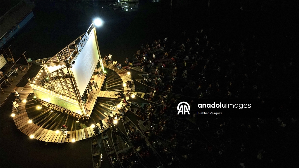  Amazon'un kalbinde yüzen sinema: Muyuna Festivali