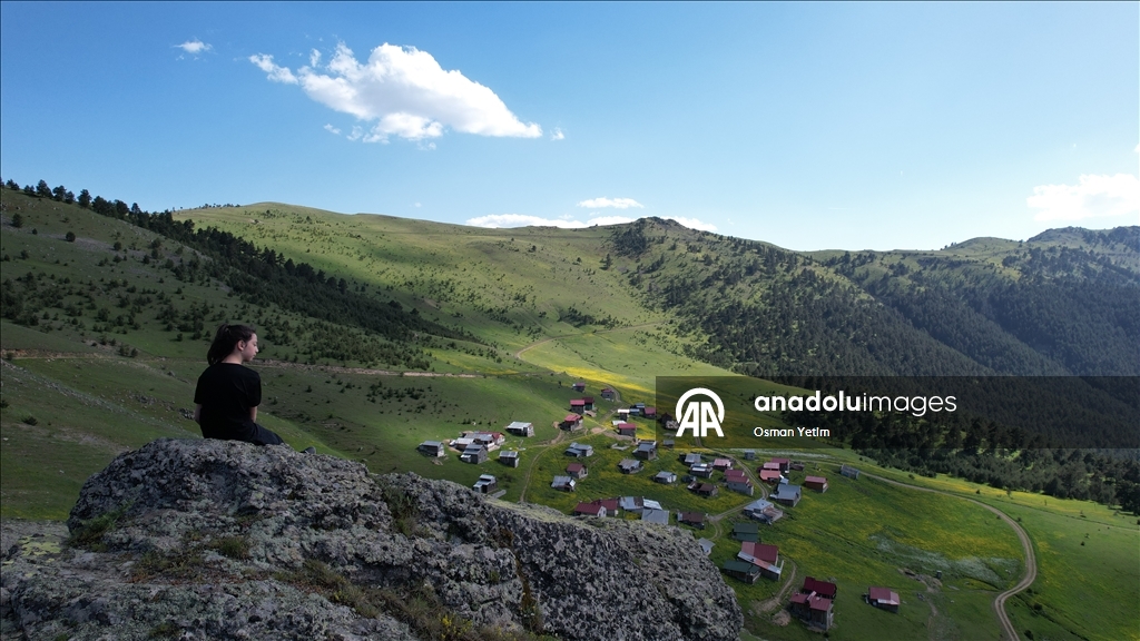 Altınpınar Limni Gölü turizm sezonunun ilk misafirlerini ağırlıyor