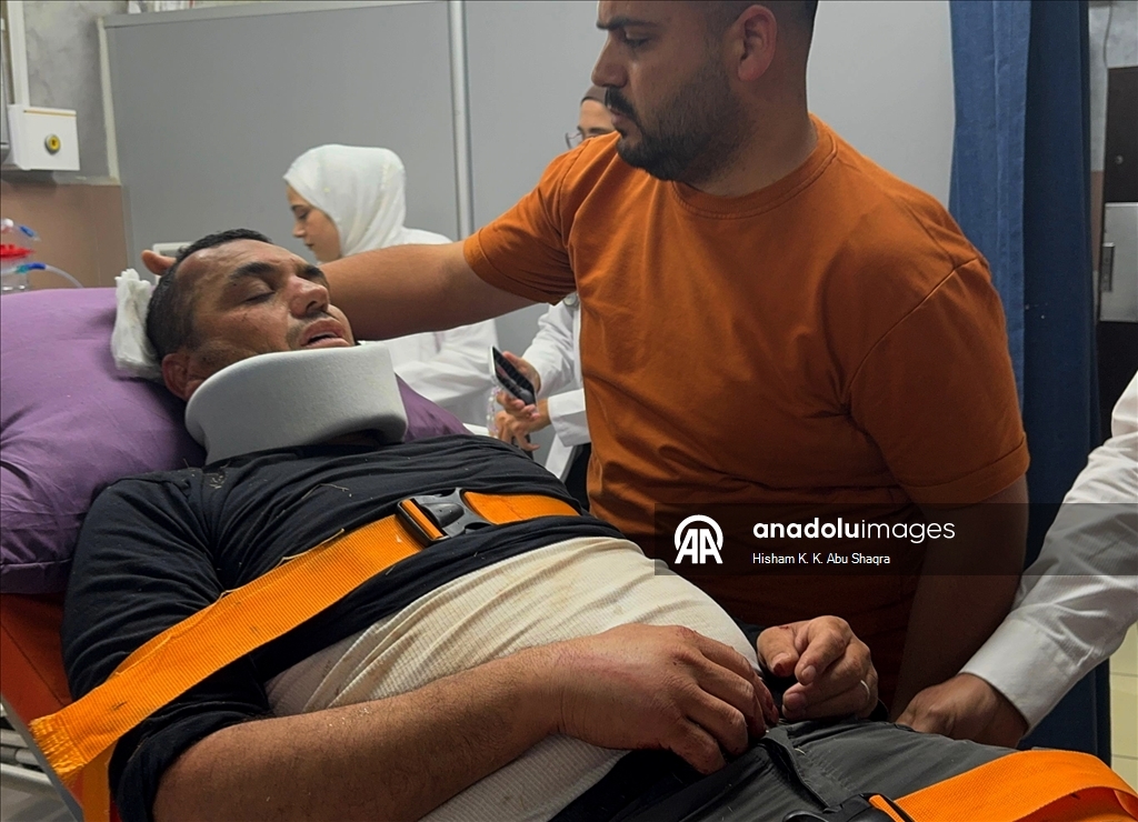 Anadolu photojournalist injured in an Israeli raid in West Bank