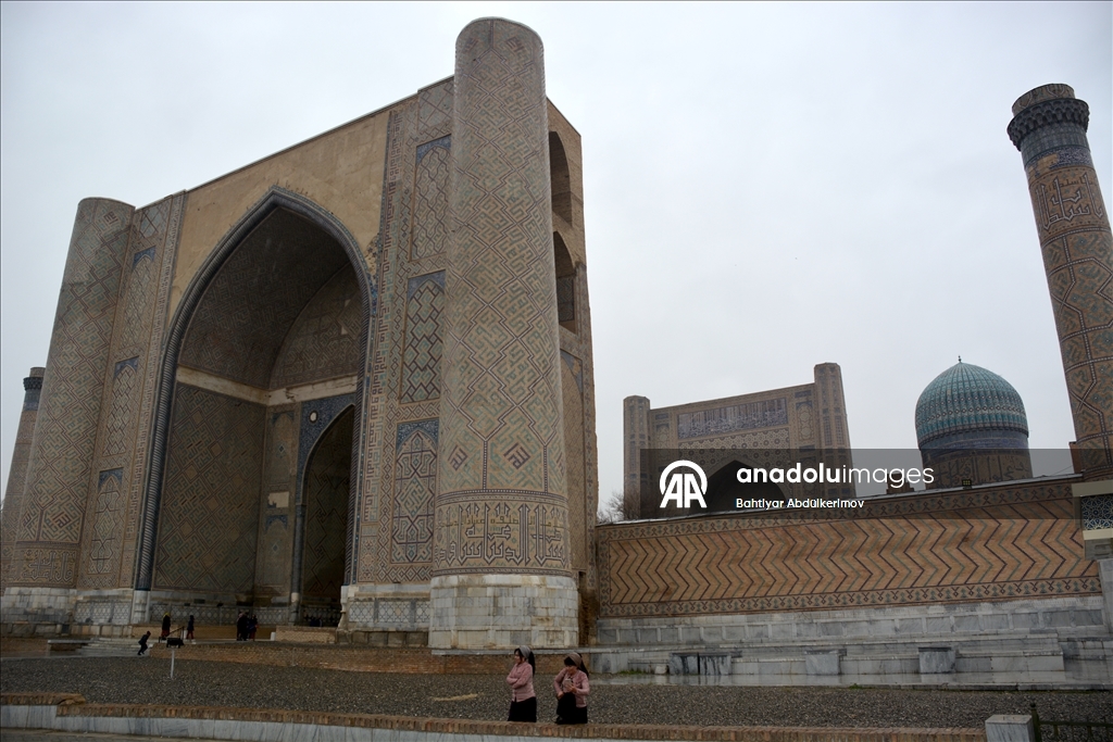 Город Самарканд в Узбекистане славится своими историческими и культурными архитектурными сооружениями