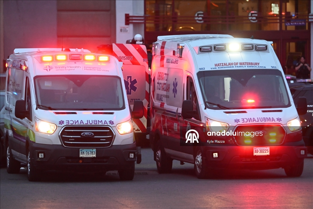 Connecticut'ta alışveriş merkezinde silahlı saldırı: 5 yaralı