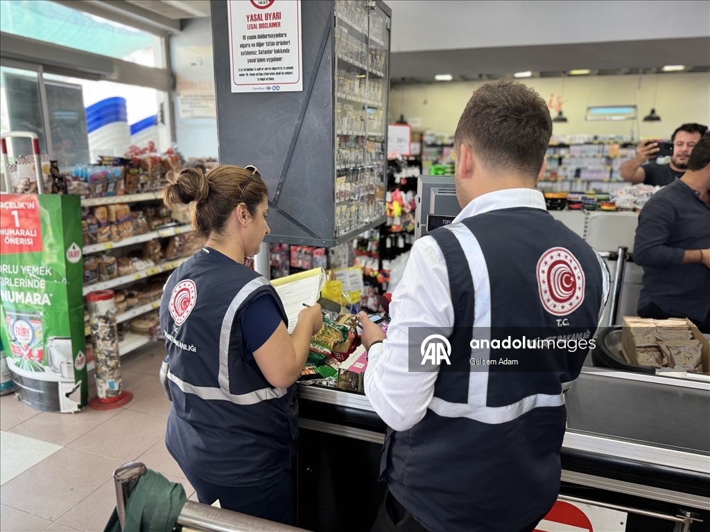 Antalya'da Kurban Bayramı öncesi "etiket ve haksız fiyat artışı" denetimi yapıldı