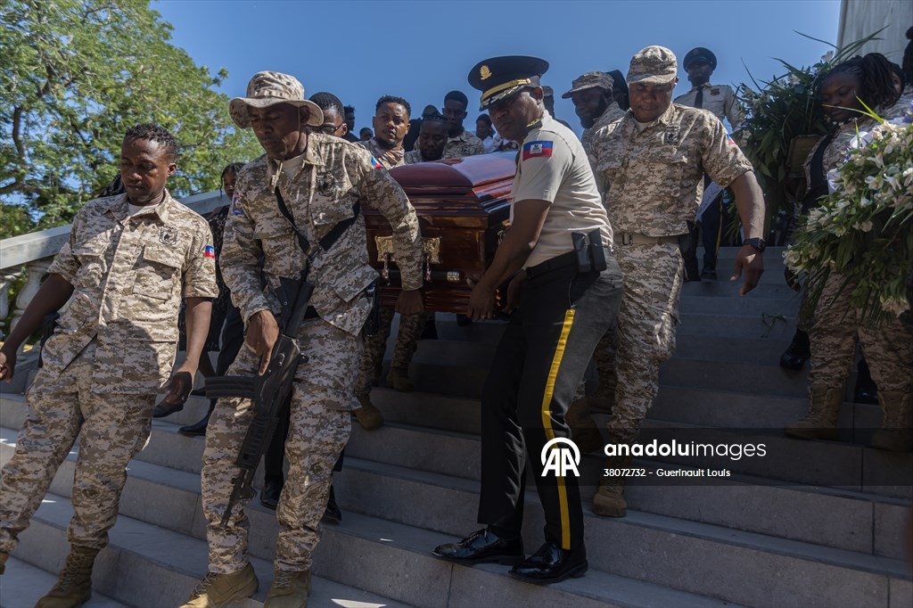 Haití despide al oficial Pierre Junior Panel en emotiva ceremonia fúnebre 1
