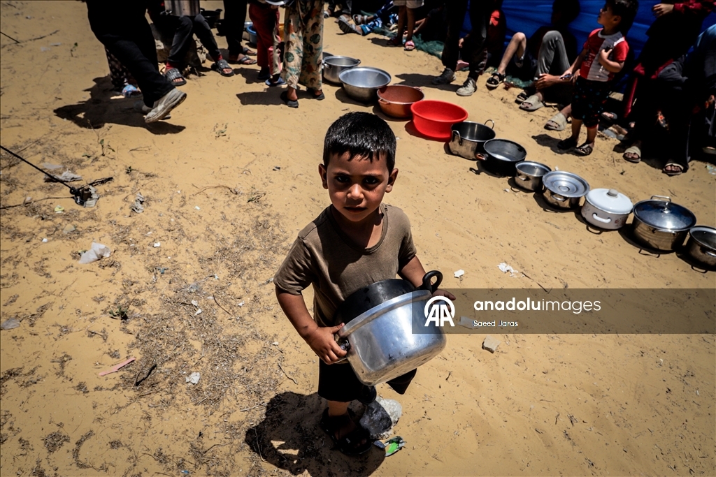 ВОЗ: В Газе уровень голода и нехватки продовольствия достиг критической отметки