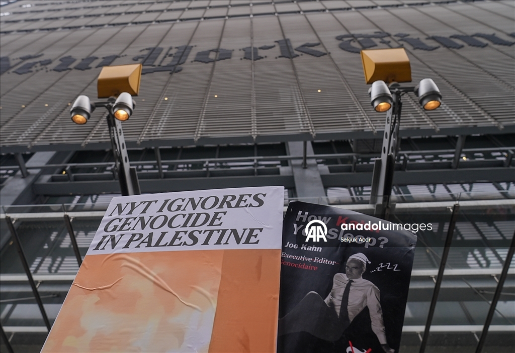 New York Times binası önünde Gazze protestosu
