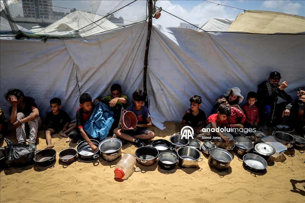 ВОЗ: В Газе уровень голода и нехватки продовольствия достиг критической отметки