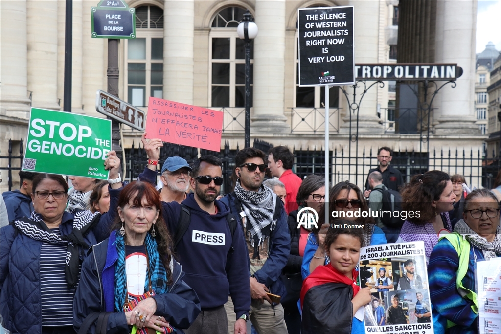 Paris’te Gazze protestosu