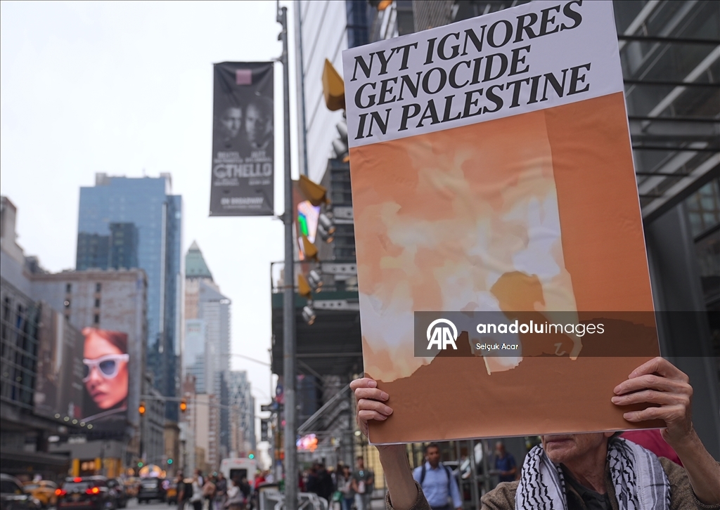 New York Times binası önünde Gazze protestosu