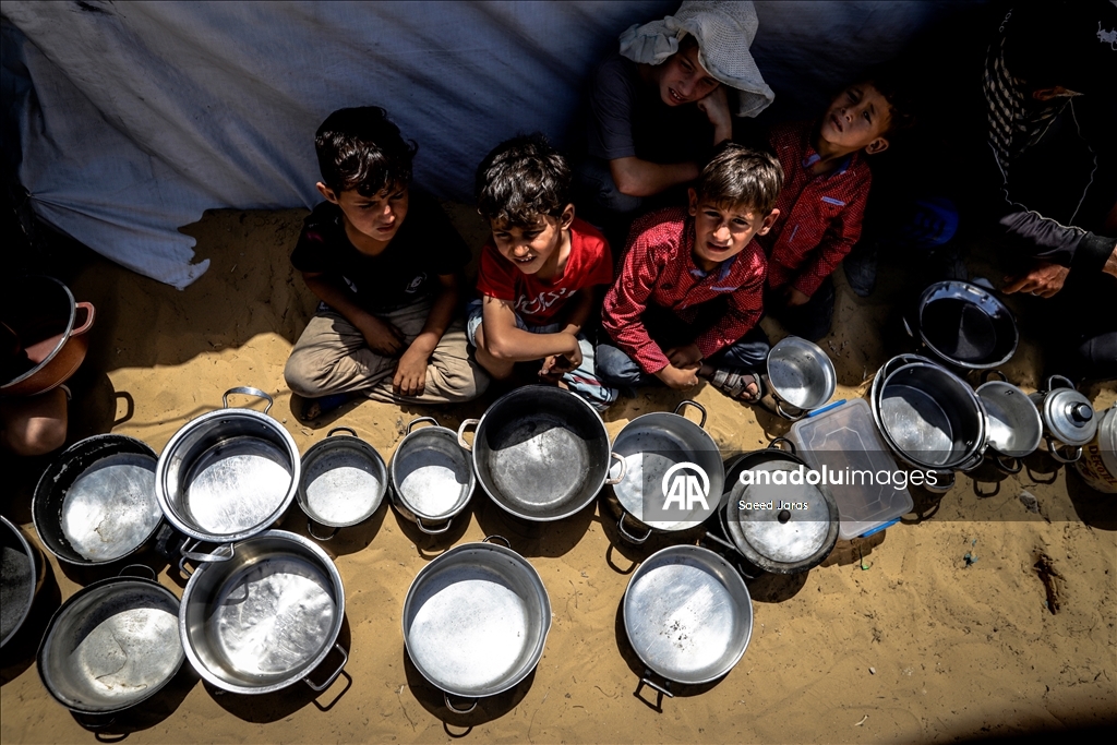 ВОЗ: В Газе уровень голода и нехватки продовольствия достиг критической отметки