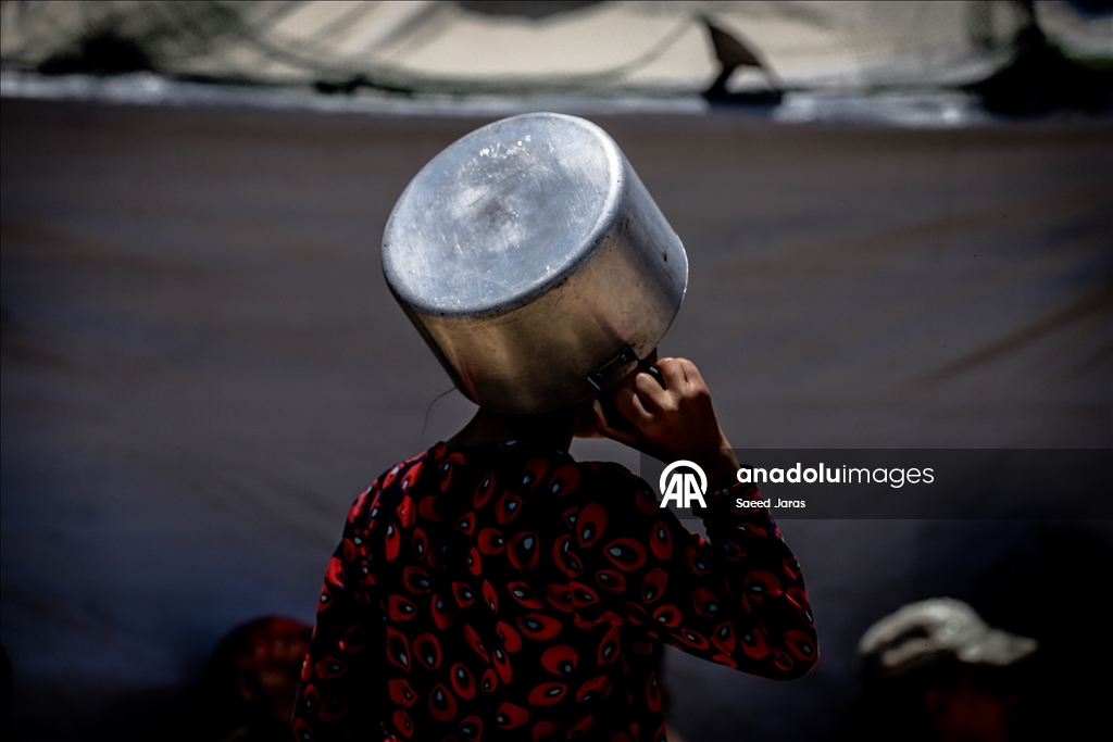 ВОЗ: В Газе уровень голода и нехватки продовольствия достиг критической отметки