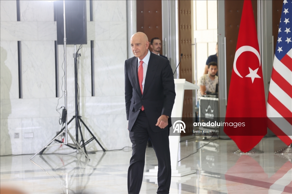 Suriye'nin enerji sektörüne 7 milyar dolarlık yatırım için imzalar atıldı