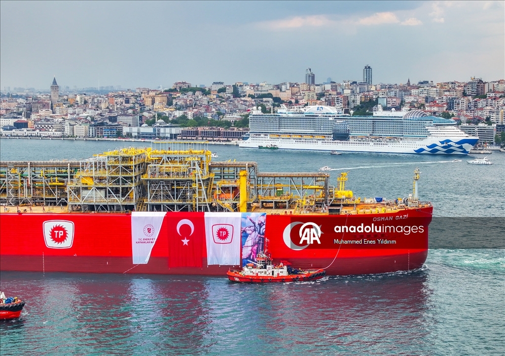 Türkiye’nin ilk Yüzer Üretim Tesisi (FPU) Osman Gazi gemisi