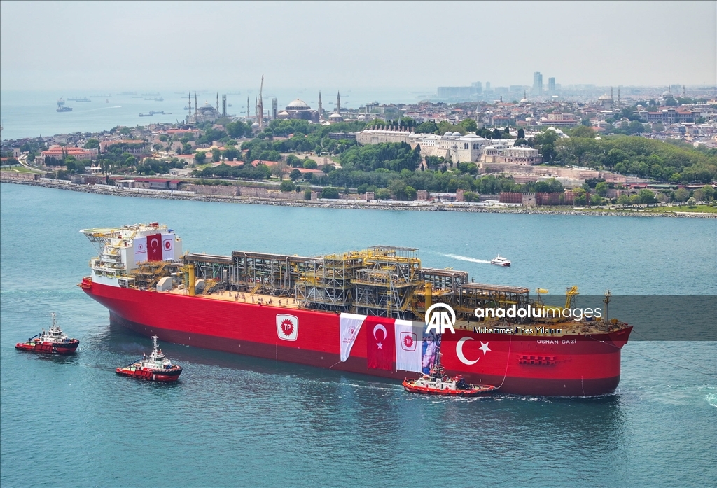 Türkiye’nin ilk Yüzer Üretim Tesisi (FPU) Osman Gazi gemisi