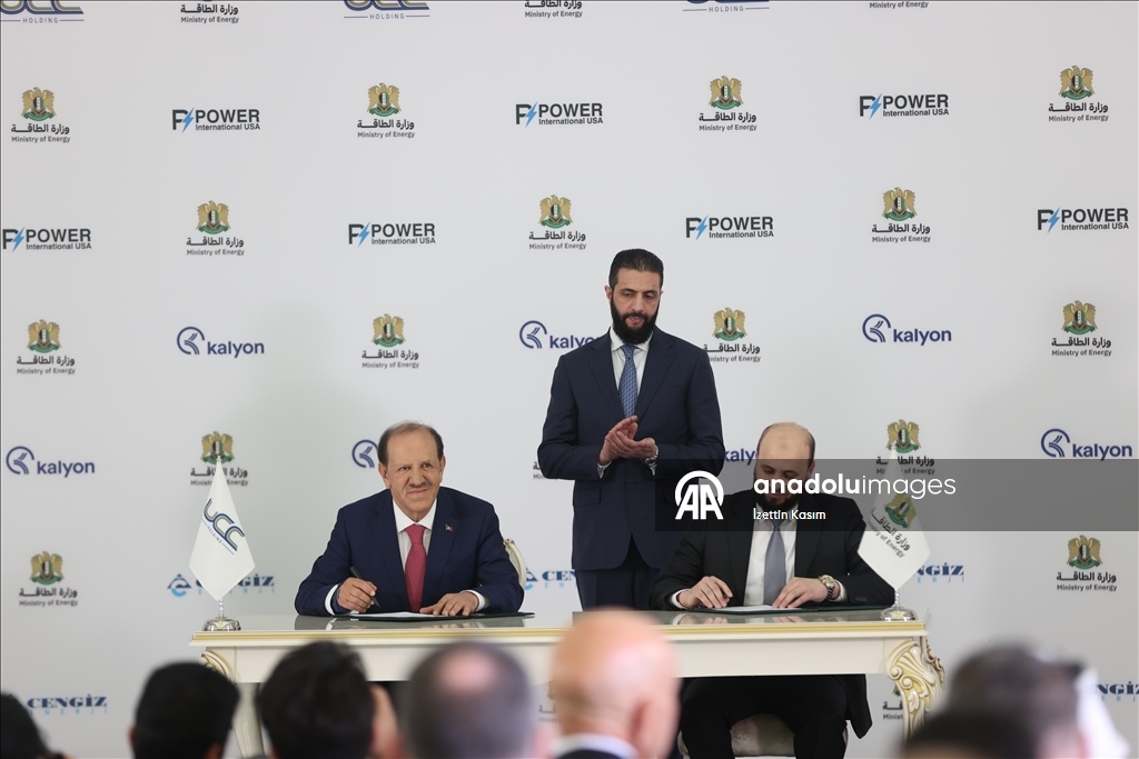 Suriye'nin enerji sektörüne 7 milyar dolarlık yatırım için imzalar atıldı