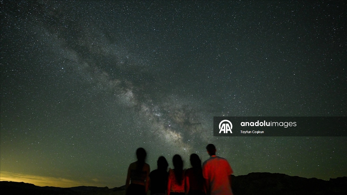 Death Valley'de yıldızlı gece