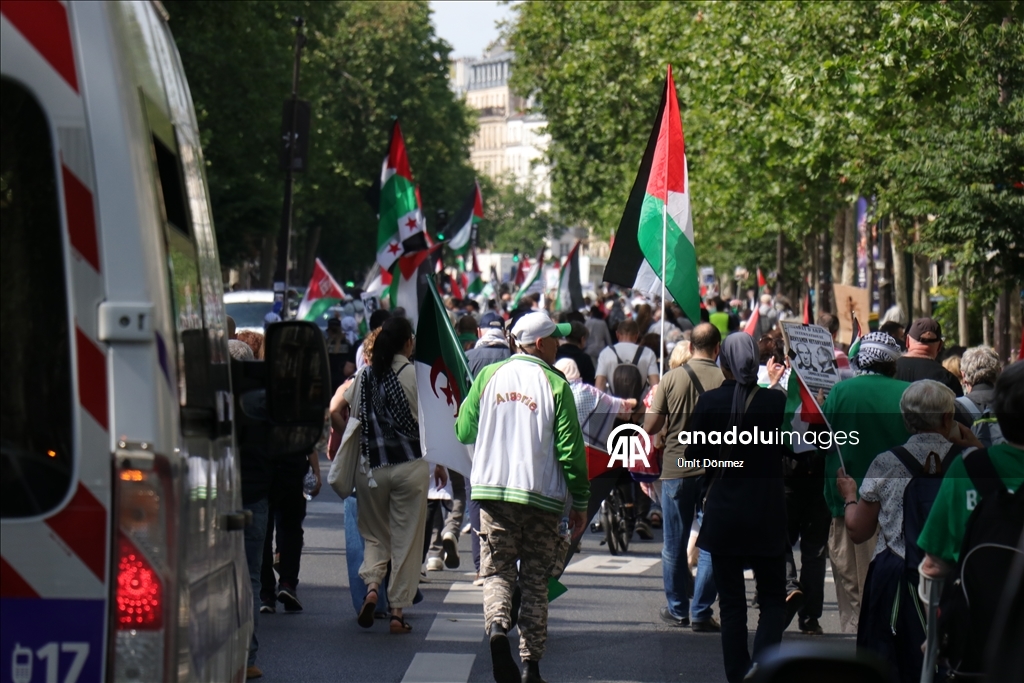 В Париже протестуют против атак на Газу