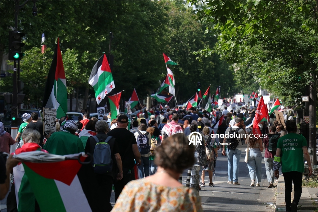 В Париже протестуют против атак на Газу