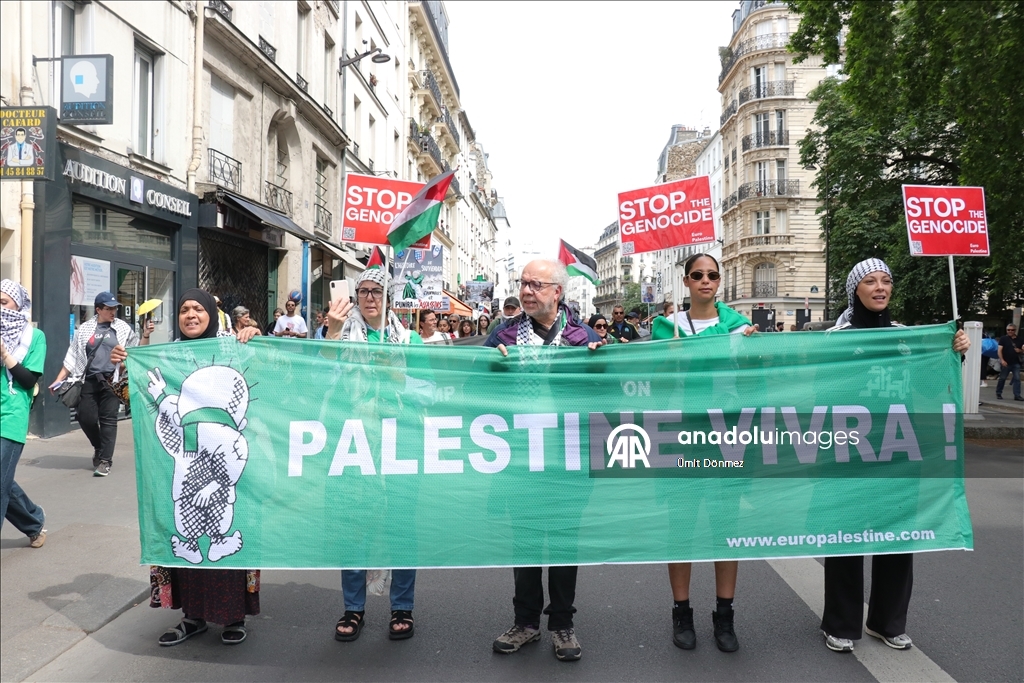 В Париже протестуют против атак на Газу