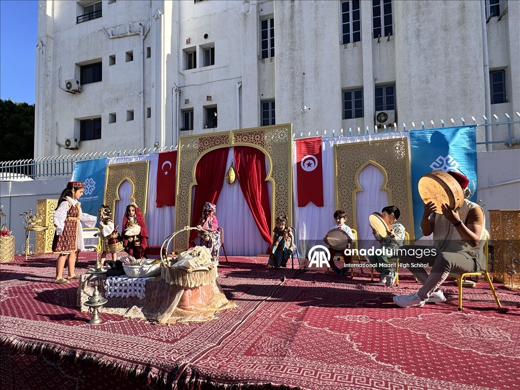 تونس.. يوم ثقافي بمدرسة "المعارف الدولية" التركية يجمع تبرعات لغزة