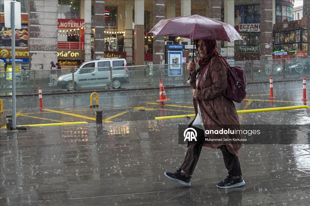 Başkentte yağmur