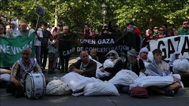 Paris'te İsrail'in Gazze'ye saldırıları protesto edildi
