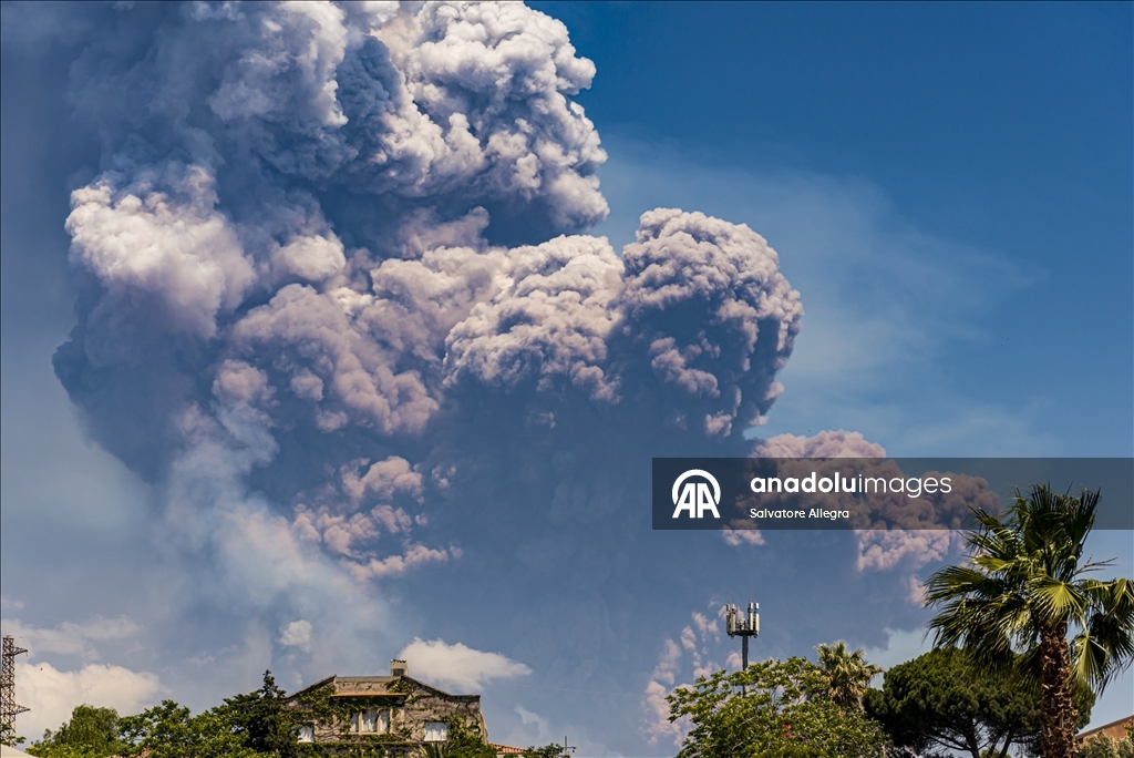Mount Etna erupts again