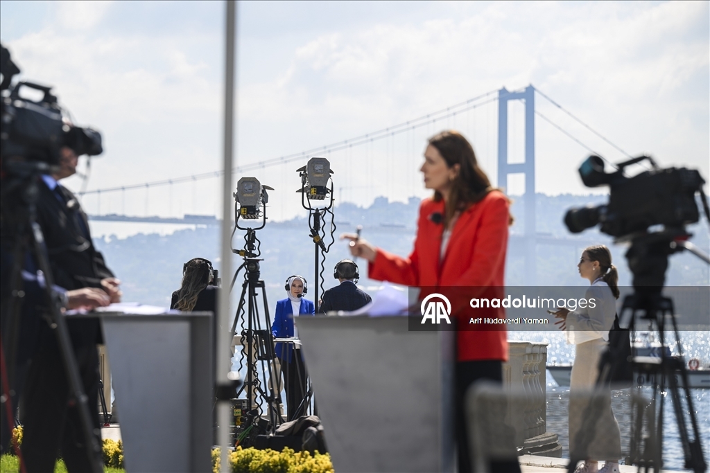 İstanbul müzakerelerine yerli ve yabancı basın mensupları yoğun ilgi gösterdi
