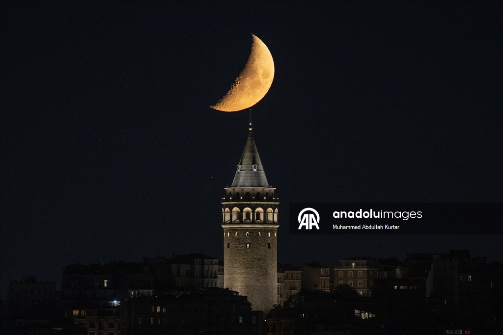 İstanbul'da yarım ay