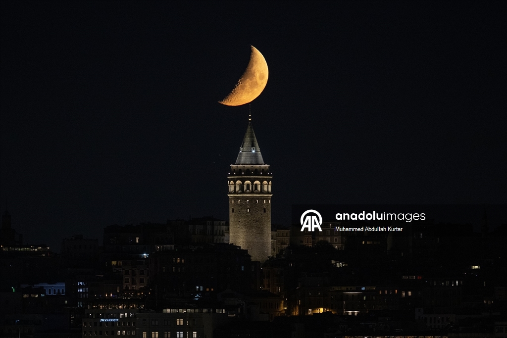 İstanbul'da yarım ay