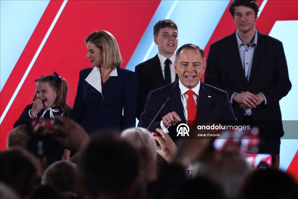 Оба кандидата заявили о победе на выборах президента Польши