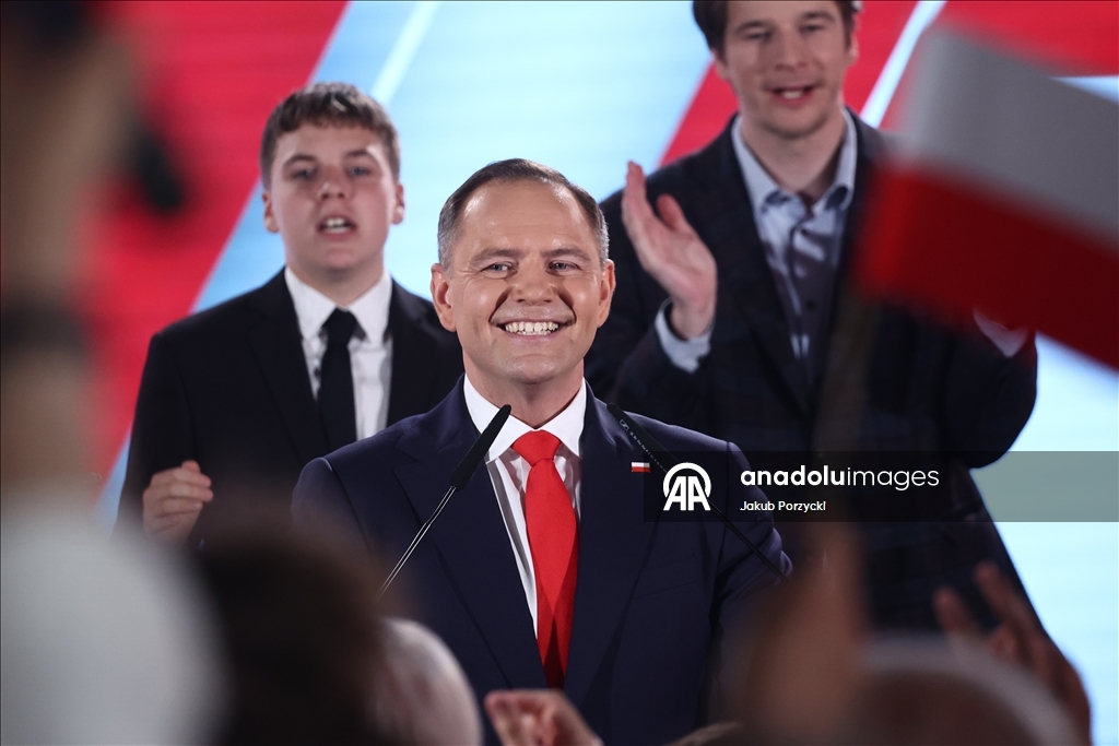 Оба кандидата заявили о победе на выборах президента Польши
