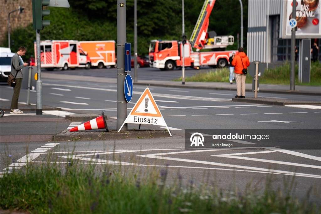 Köln’de 20 bin kişi tahliye edildi: Savaş döneminden kalma bombalar etkisiz hale getiriliyor