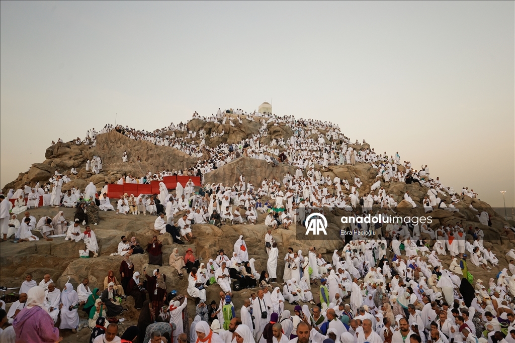 Prospective Muslim pilgrims at Arafat in Mecca