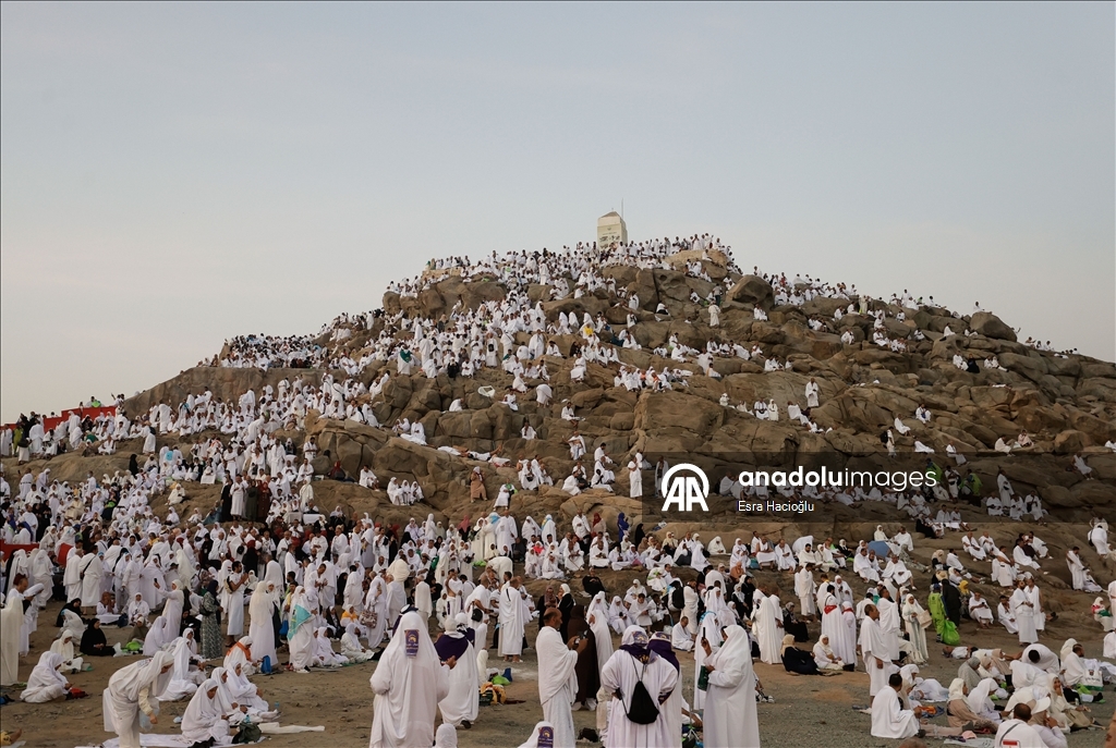 Prospective Muslim pilgrims at Arafat in Mecca