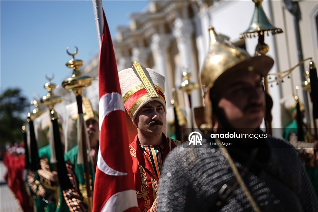 Yıldız Sarayı'nda Mehteran Birliği gösterisi düzenlendi