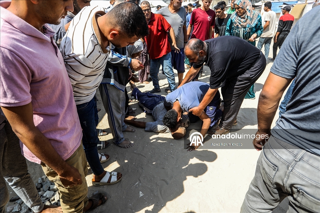 İsrail, bayram sabahı da Gazze Şeridi'ne saldırılarına devam etti