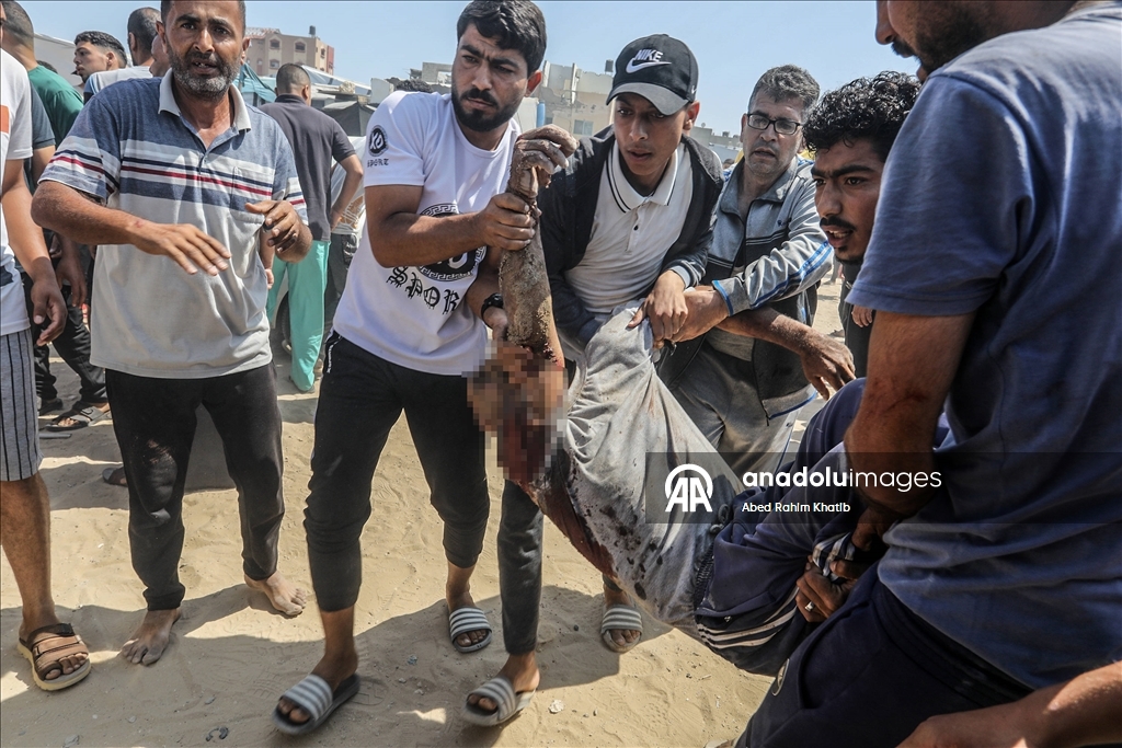 İsrail, bayram sabahı da Gazze Şeridi'ne saldırılarına devam etti
