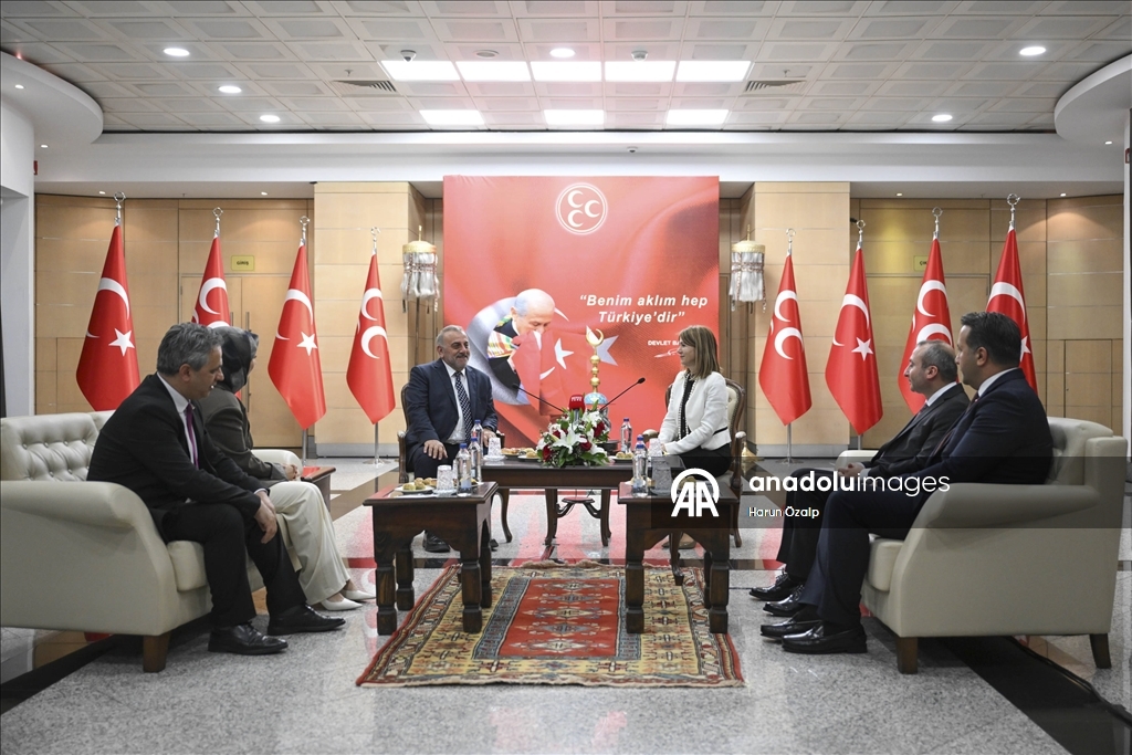 MHP Genel Merkezi'nde siyasi partiler arası bayramlaşma