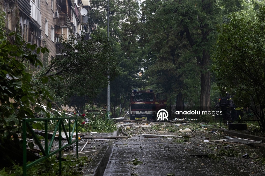 Rusya'nın Harkiv'e düzenlediği saldırıda 3 kişi öldü, 18 kişi yaralandı
