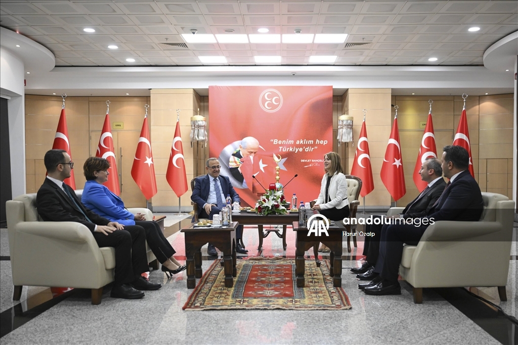 MHP Genel Merkezi'nde siyasi partiler arası bayramlaşma