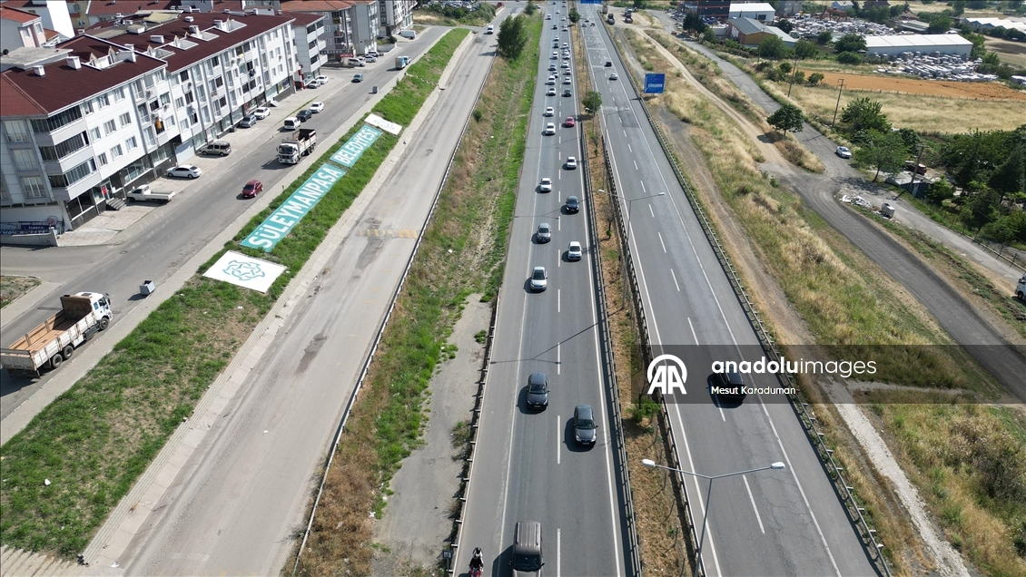Yollarda bayram tatilinden dönüş yoğunluğu başladı