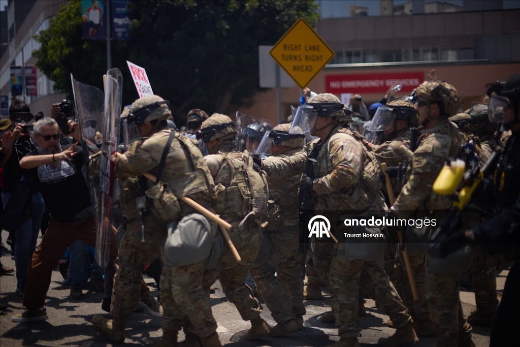 California'da polis ve göstericiler arasında çatışmalar yaşanıyor