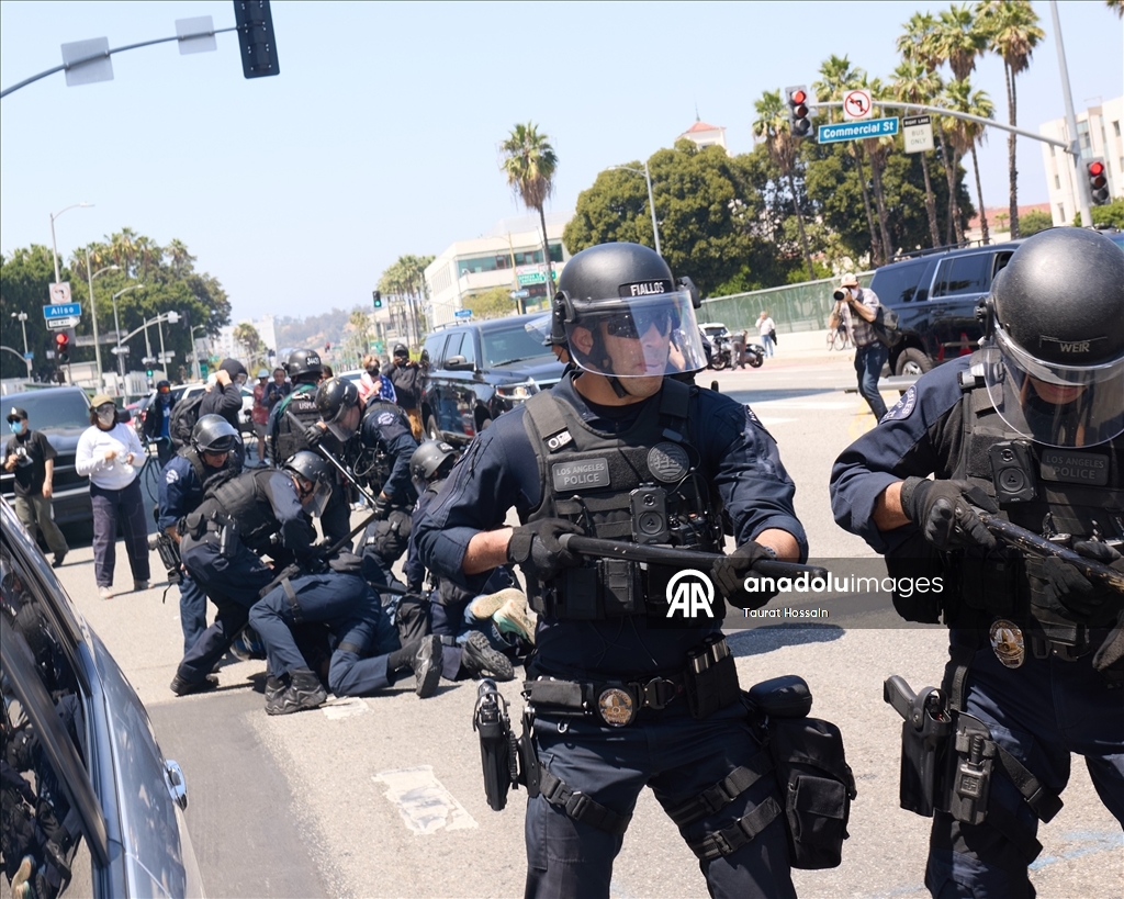 Los Angeles'taki sınır protestoları 3. gününde devam ediyor
