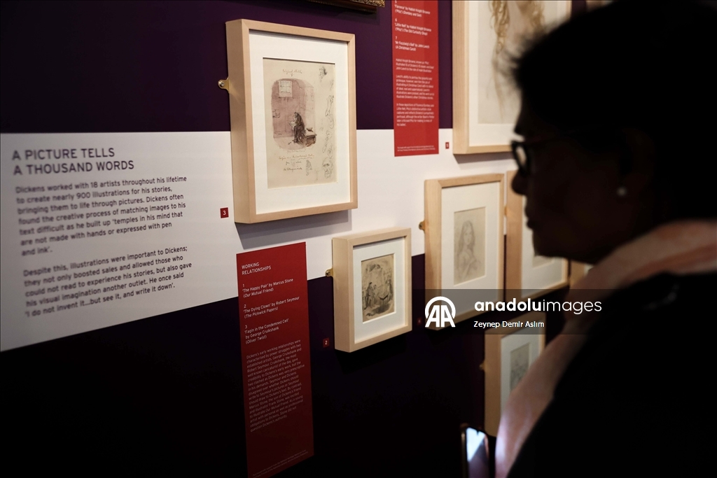 Londra'da Charles Dickens Müzesi, 100. yılında kapılarını ziyaretçilere açtı